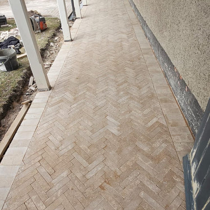 Egyptian (Dijon) Limestone Blocks (Herringbone)