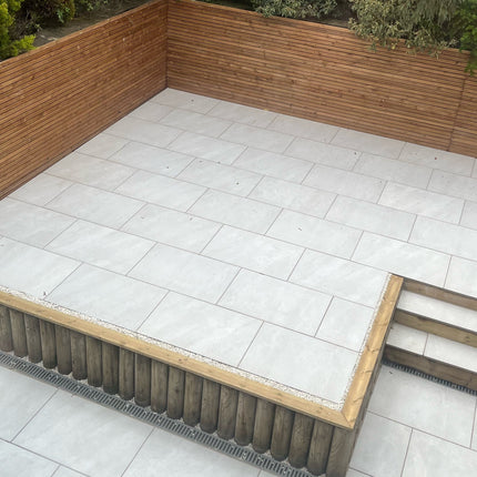 Lake Pearl White Porcelain Paving